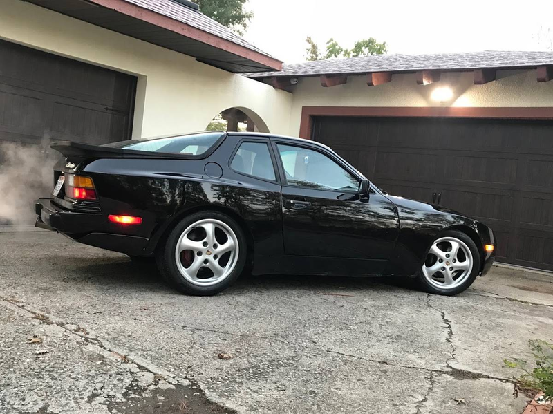 Illustration for article titled At $9,999, Could This Sorta Rough 1986 Porsche 944 Turbo Turn Out to be a Smooth Deal?